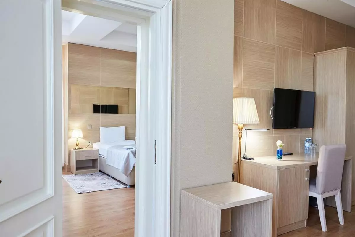 Nobel Hotel ROOM 2 (Copy).jpg